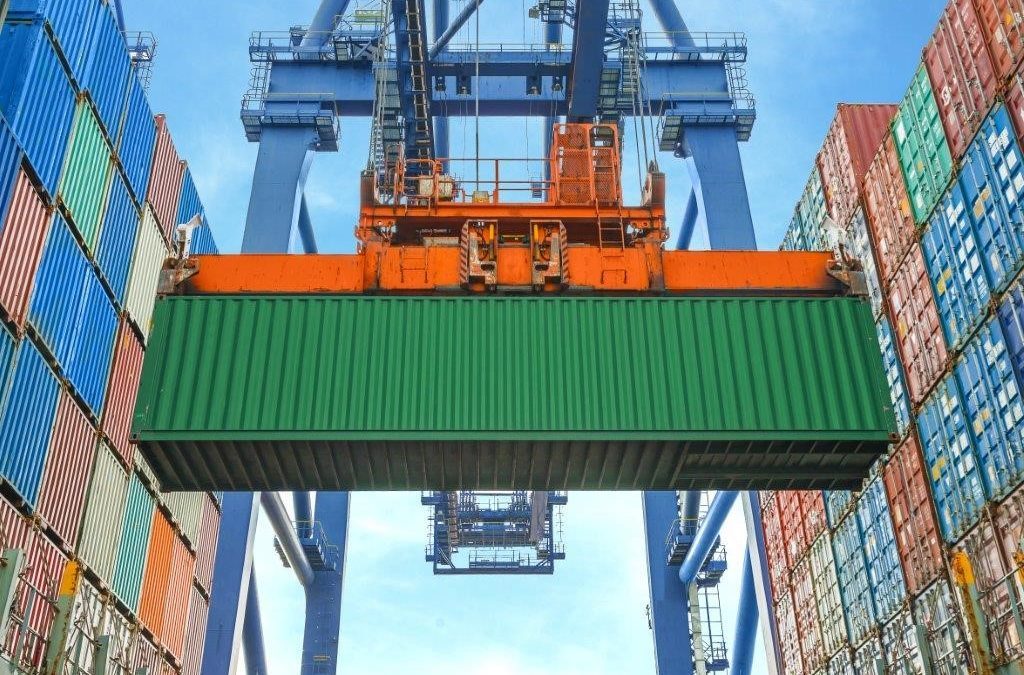 Ship Break Bulk Cargo in Containers?