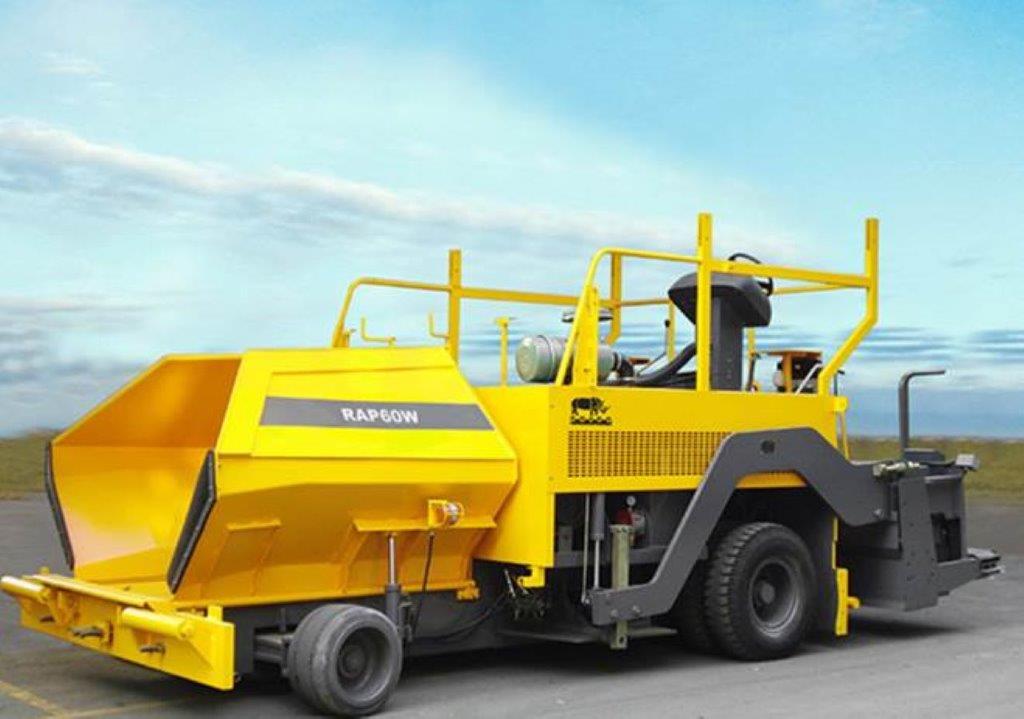 Asphalt Paver, Road Construction Equipment, RoRo, Self-propelled Asphalt Paver, Road Construction Equipment, RoRo, Self-propelled