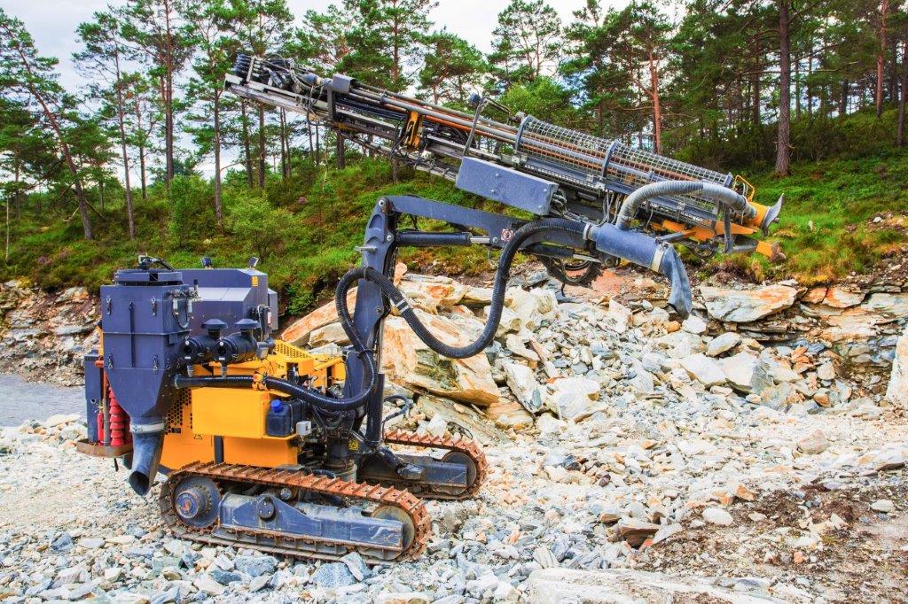 Blast Hole Drill Machine, RoRo, Tracked, Self-propelled Cargo Blast Hole Drill Machine, RoRo, Tracked, Self-propelled Cargo