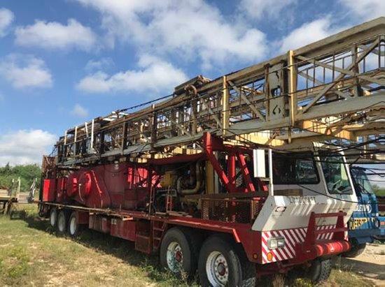 RoRo, Self-propelled Cargo, Crane Truck, Truck with Boom, Construction Machinery RoRo, Self-propelled Cargo, Crane Truck, Truck with Boom, Construction Machinery